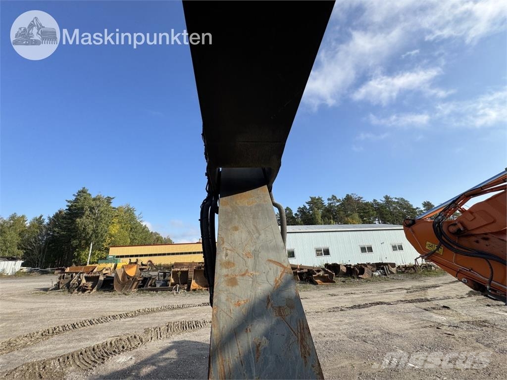 Volvo EC300D Roomikekskavaatorid
