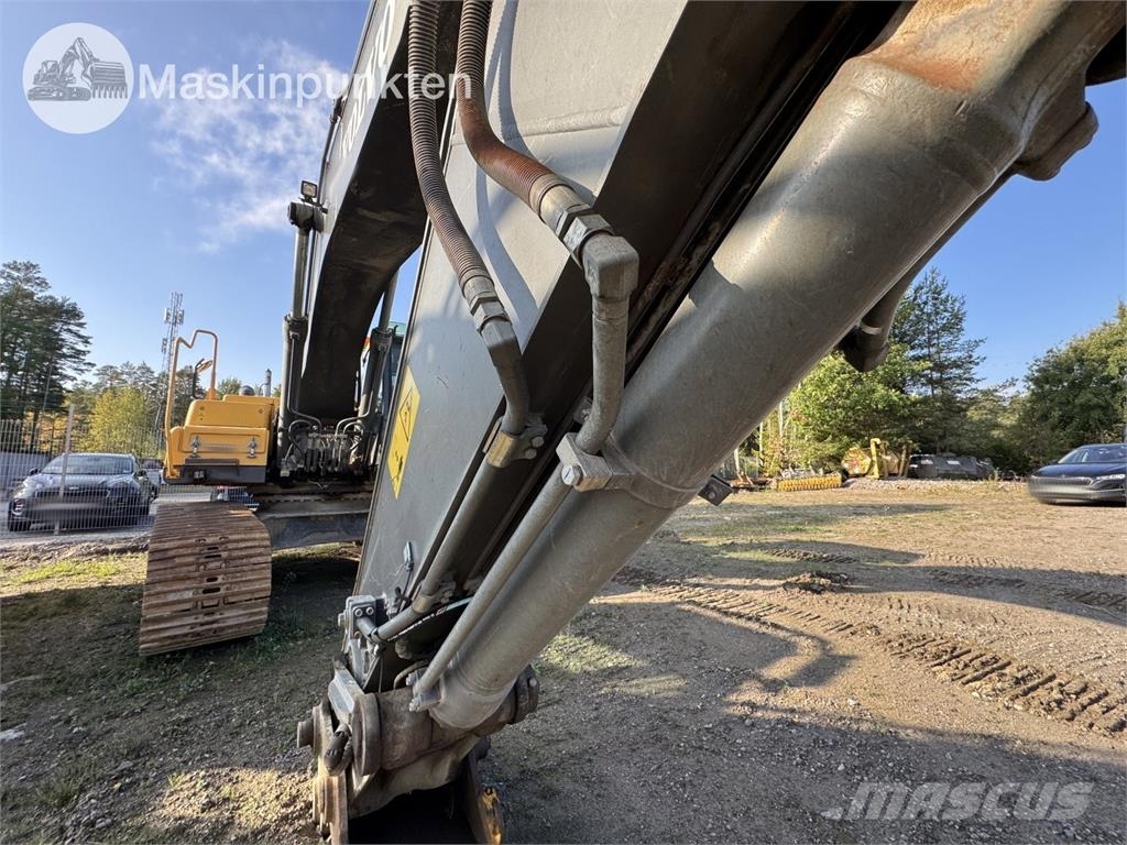 Volvo EC300D Roomikekskavaatorid