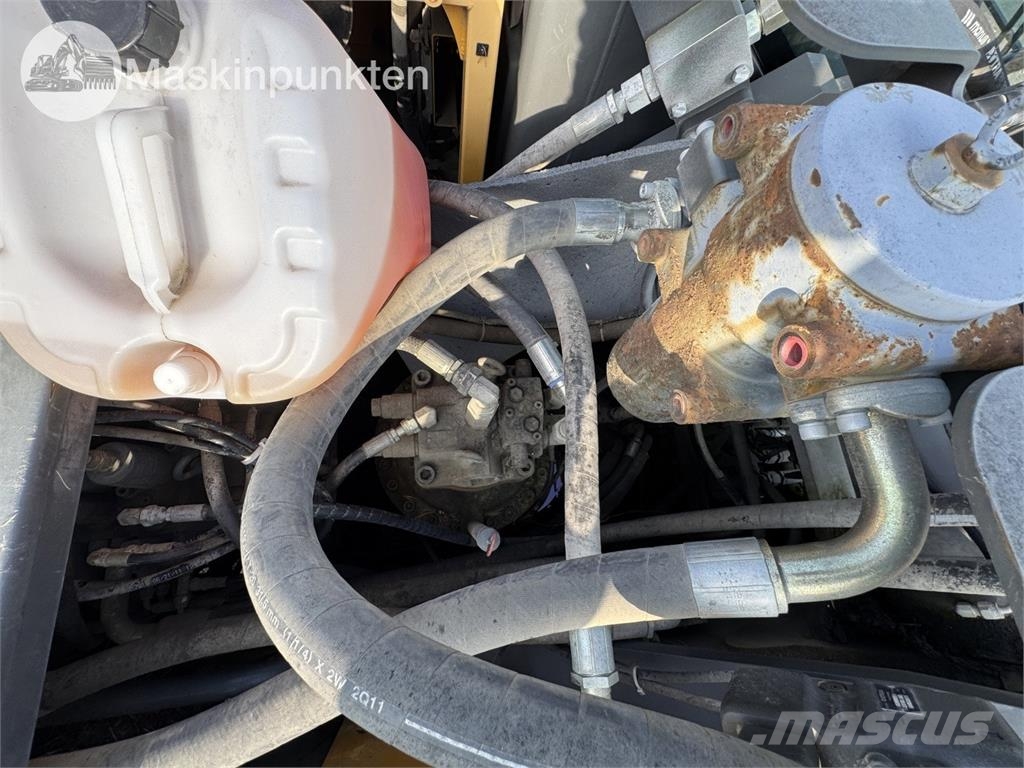 Volvo EC300D Roomikekskavaatorid