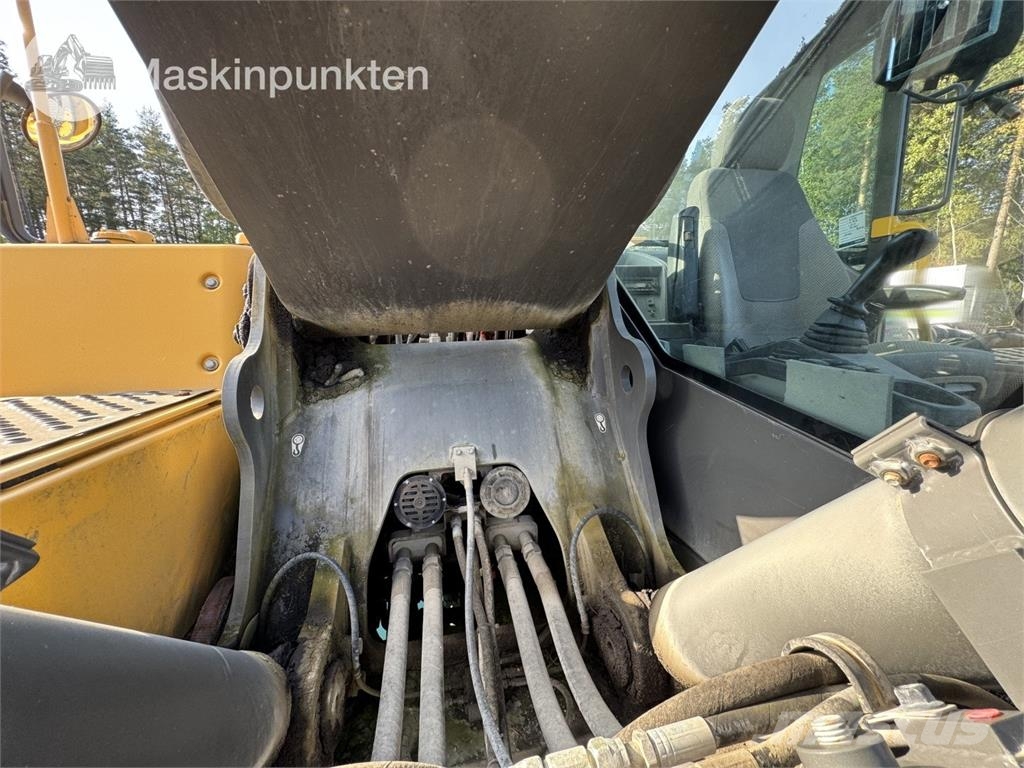 Volvo EC300D Roomikekskavaatorid