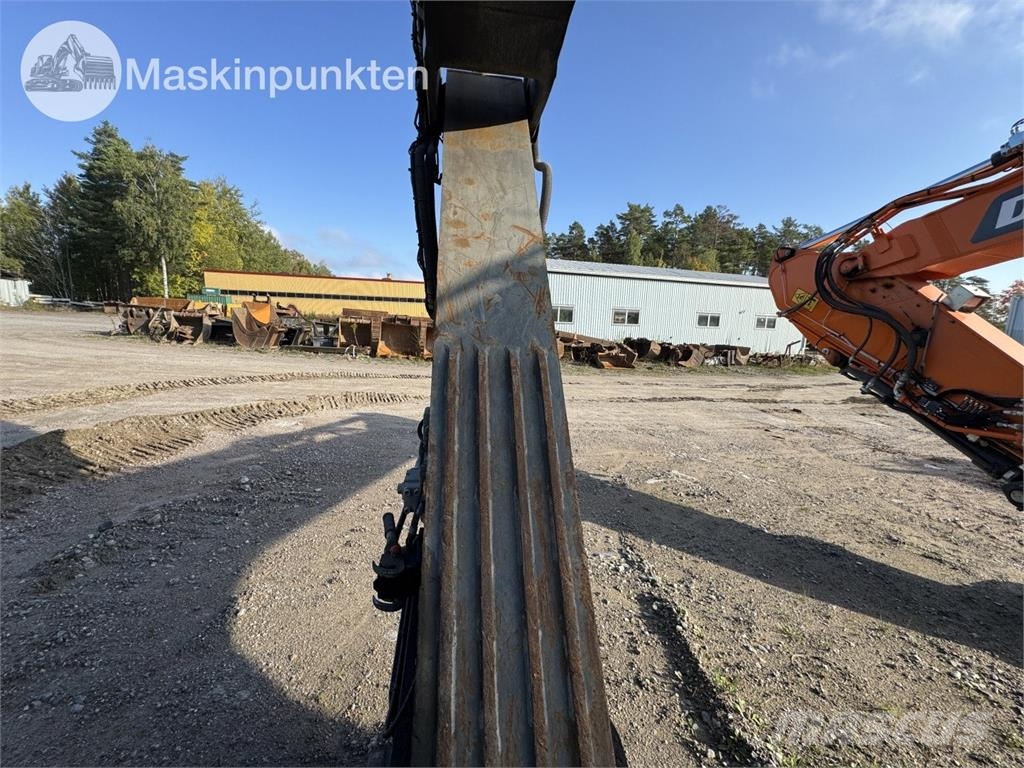 Volvo EC300D Roomikekskavaatorid