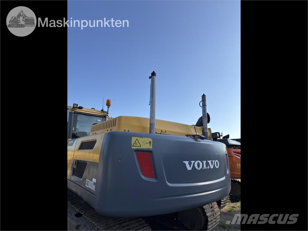 Volvo EC300D Roomikekskavaatorid