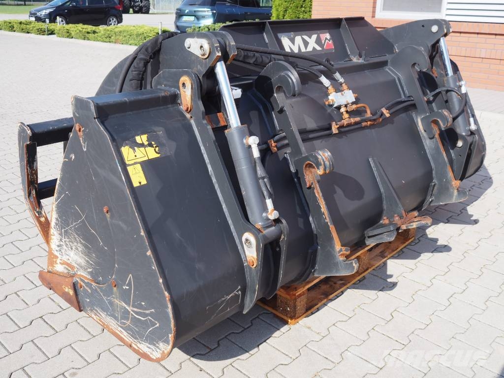MX crocodile bucket - Merlo ملحقات أخرى للحفر والتحميل