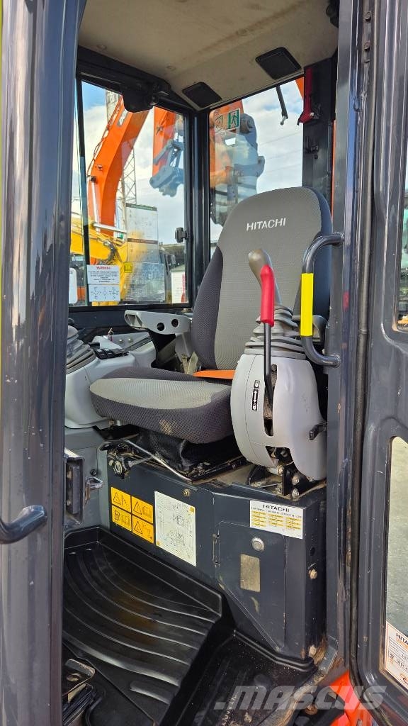 Hitachi ZX 33 U-6 Mini excavadoras < 7t