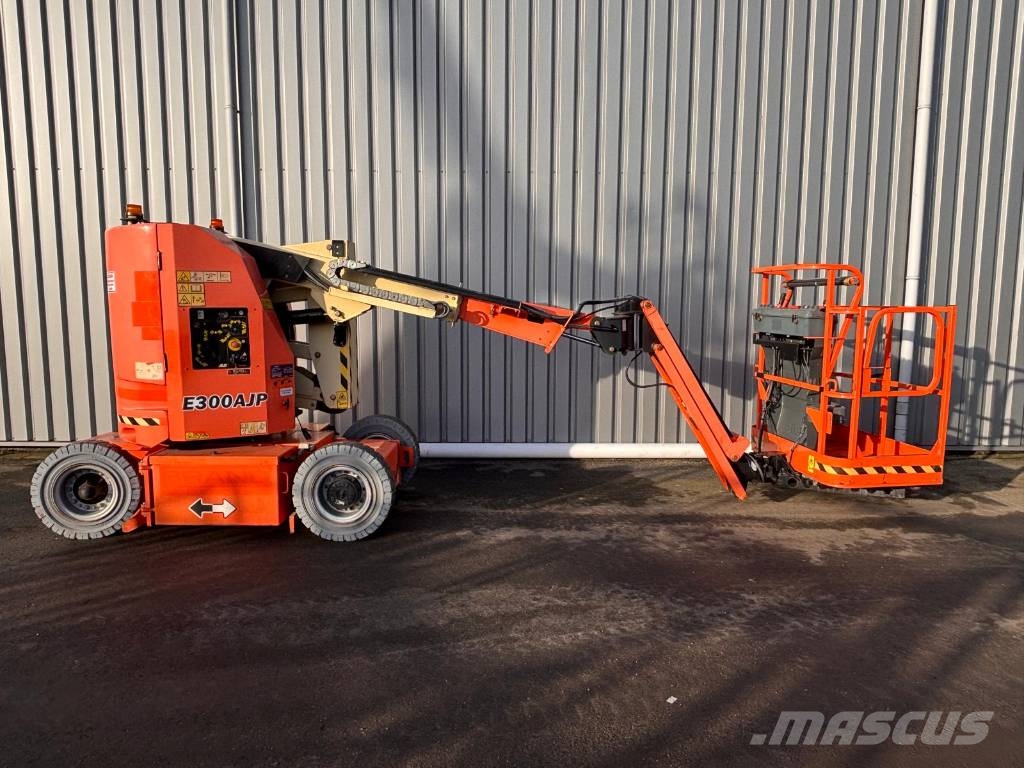 JLG E 300 AJPN Knikarmhoogwerkers