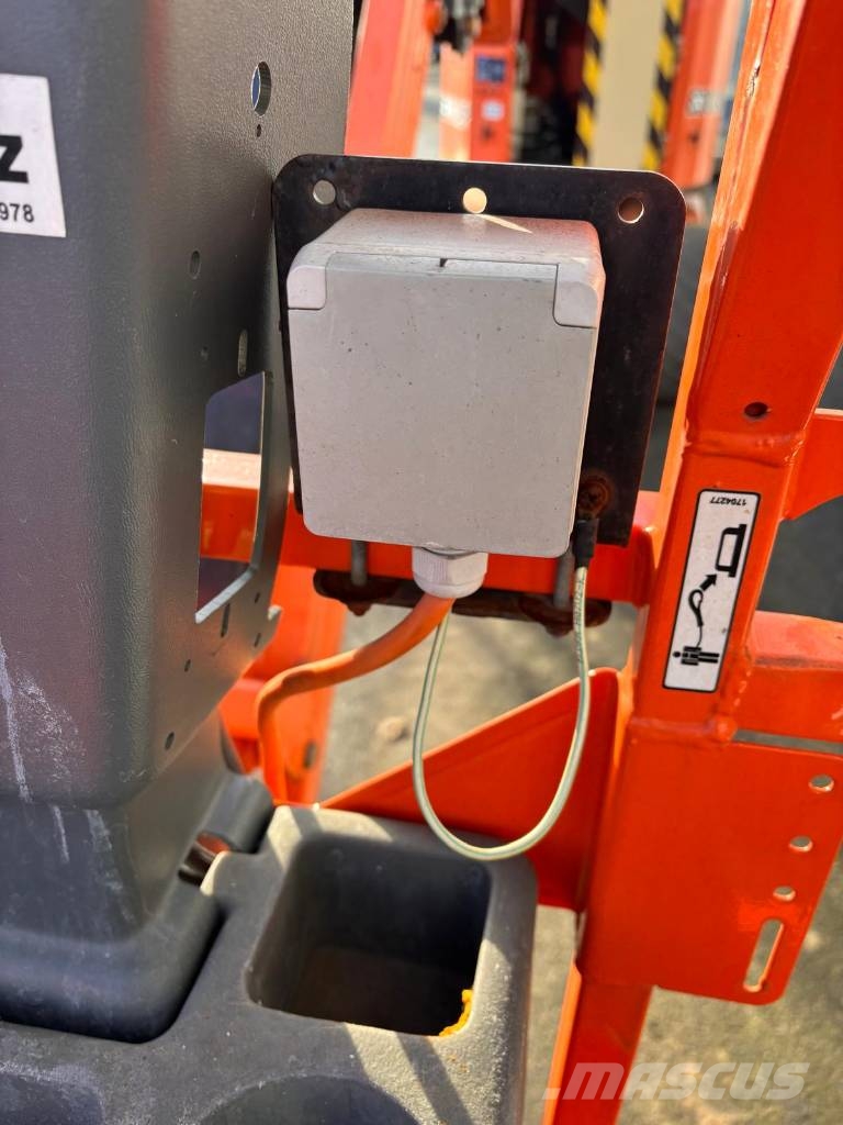JLG E 300 AJPN Knikarmhoogwerkers