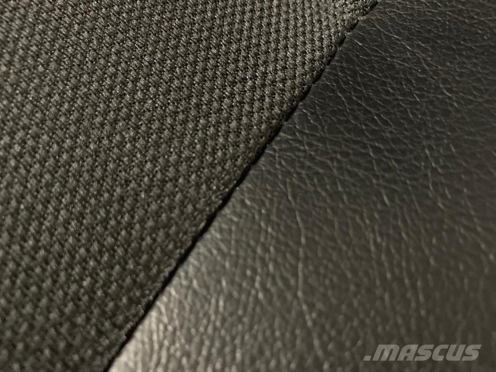 United Seats CS 85 - C1 Tractor Seat/Chauffeurs stoel 驾驶室与内部