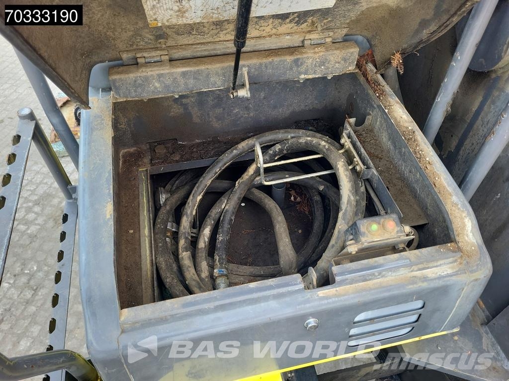 Hitachi ZX360W -3 مناولات المخلفات / مناولات صناعية