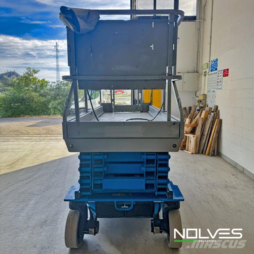 JLG ES2646 رافعات مقصية الشكل