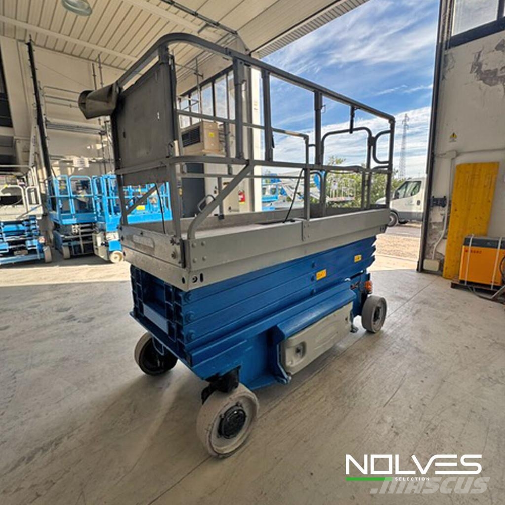 JLG ES2646 رافعات مقصية الشكل