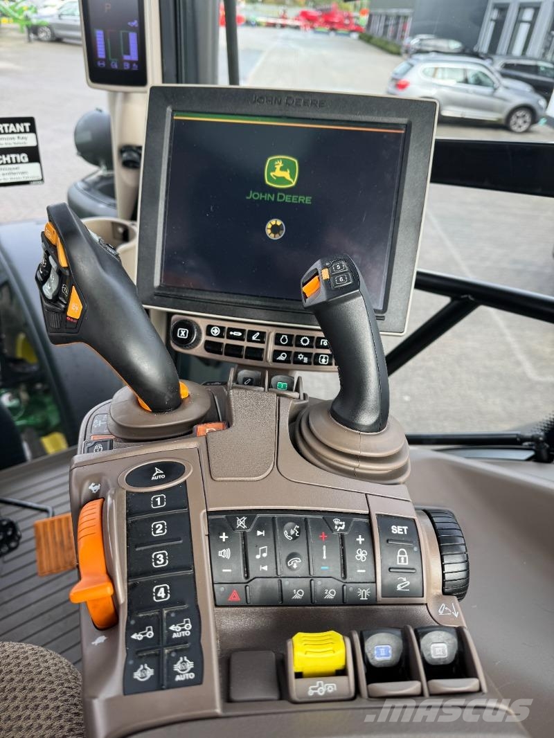 John Deere 6R 215 Traktorok