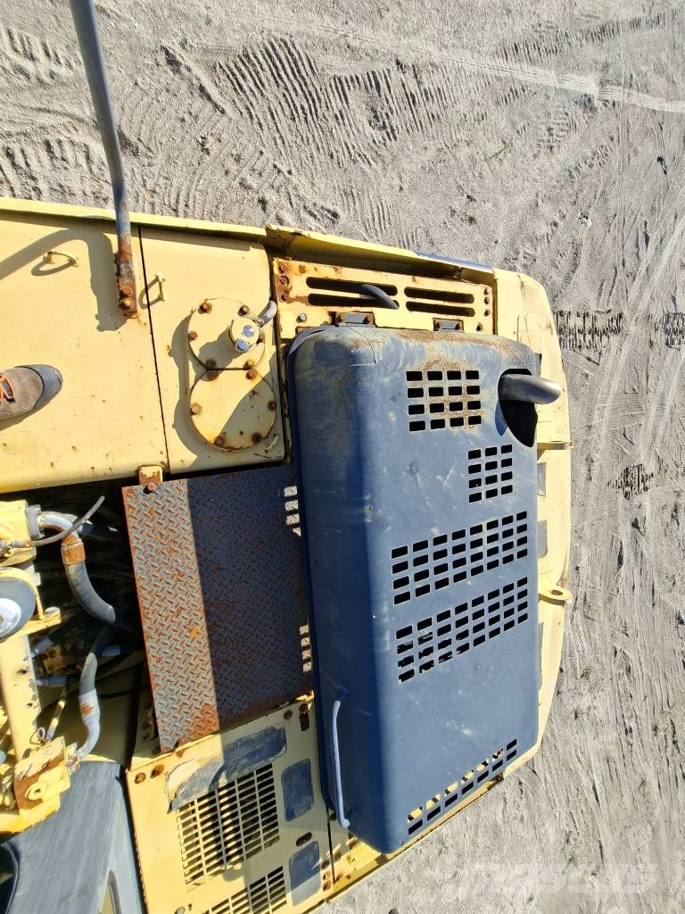 Komatsu PC 240 NLC-7 Escavadoras de rastos