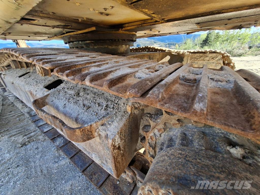 Komatsu PC 240 NLC-7 Escavadoras de rastos