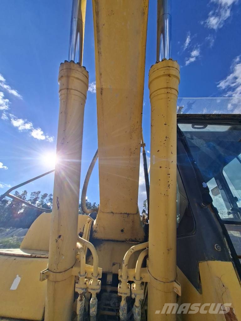 Komatsu PC 240 NLC-7 Escavadoras de rastos
