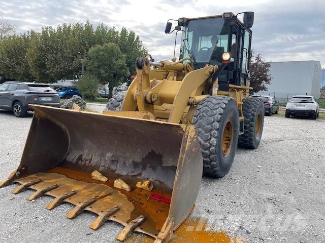 CAT 928 G Kolesni nakladalci