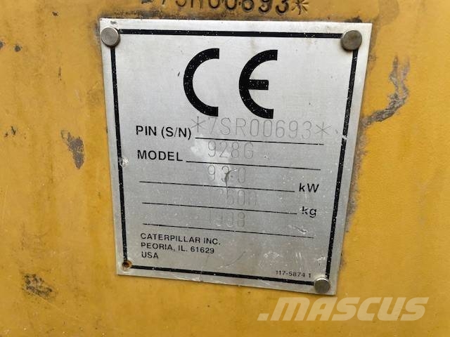 CAT 928 G Kolesni nakladalci