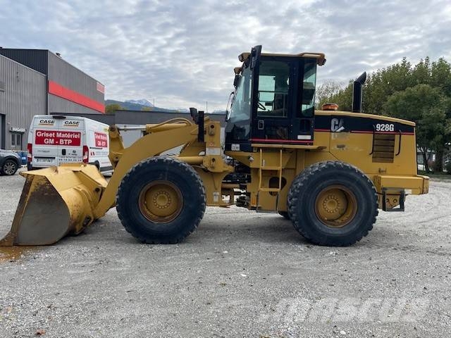 CAT 928 G Kolesni nakladalci