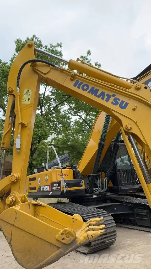 Komatsu PC30 小型挖掘机