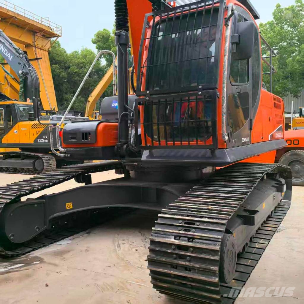 Doosan DX225LC-9C Vikšriniai ekskavatoriai
