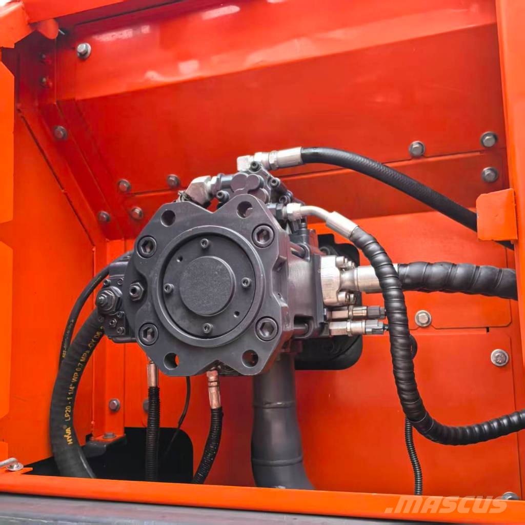 Doosan DX225LC-9C Vikšriniai ekskavatoriai