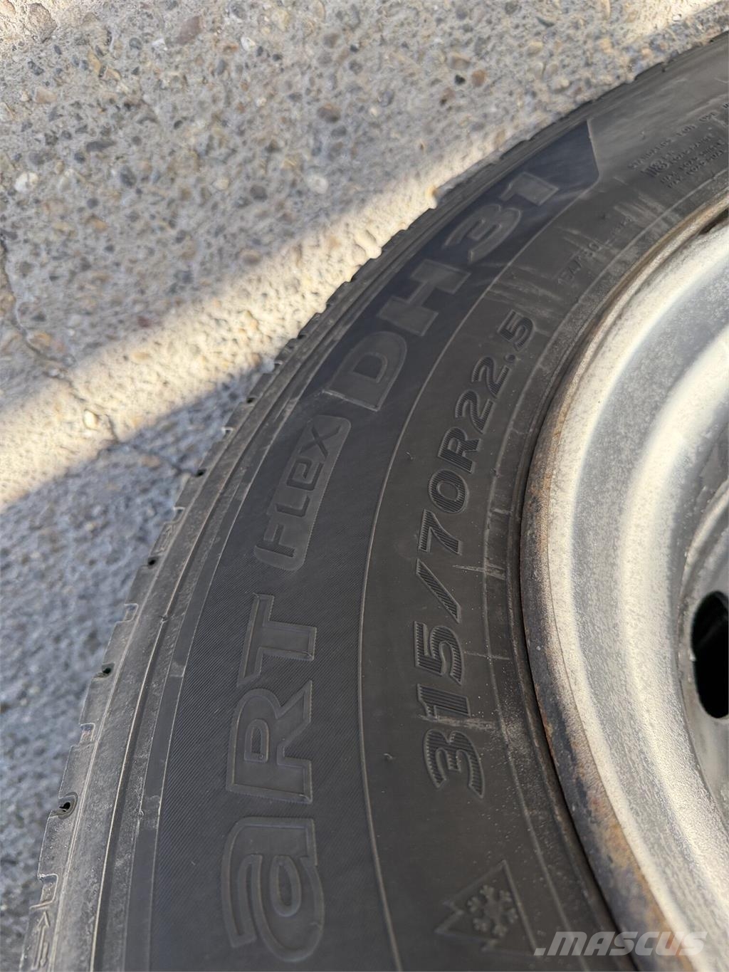 Volvo 300 SR VIN 347 وحدات الجر