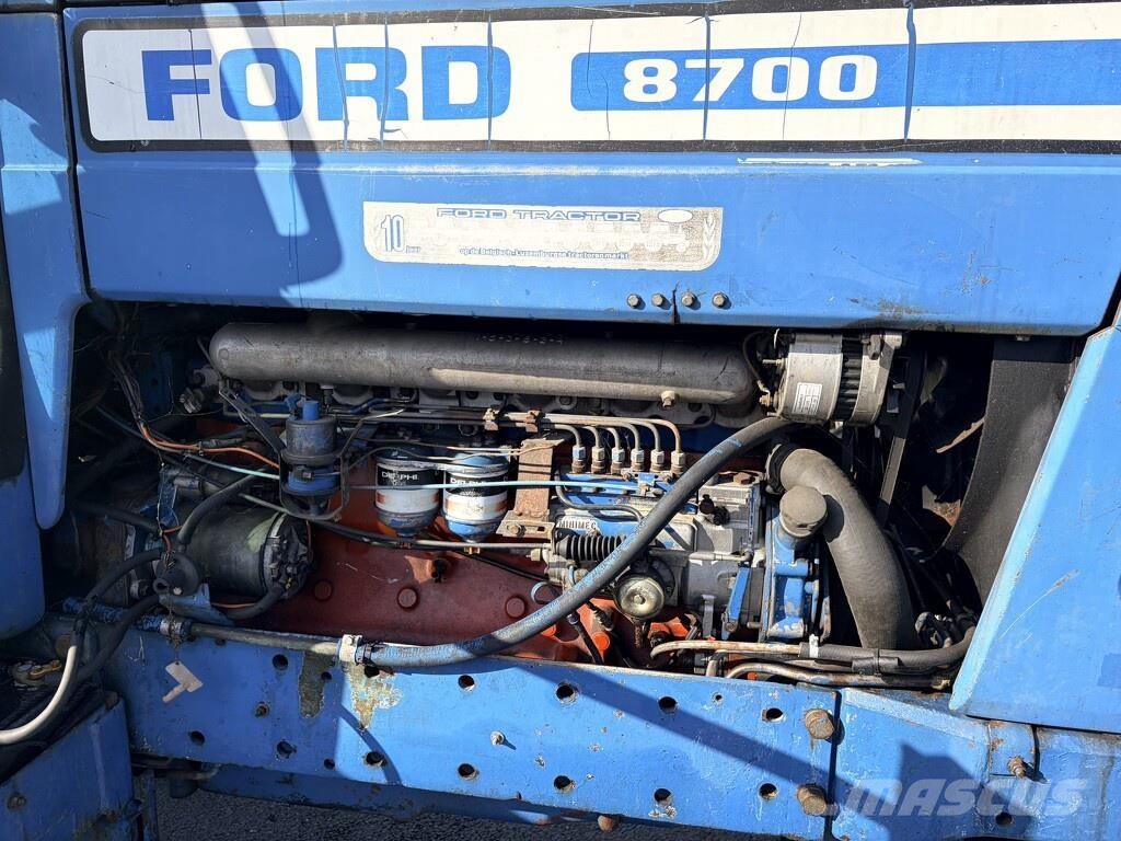 Ford 8700 Traktorji