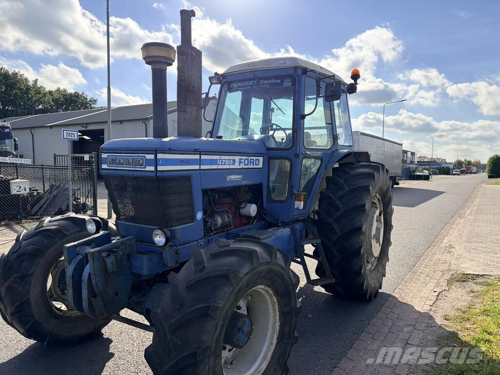 Ford 8700 Traktorji