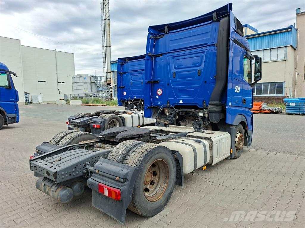 Mercedes-Benz ACTROS 1845 Trekkers