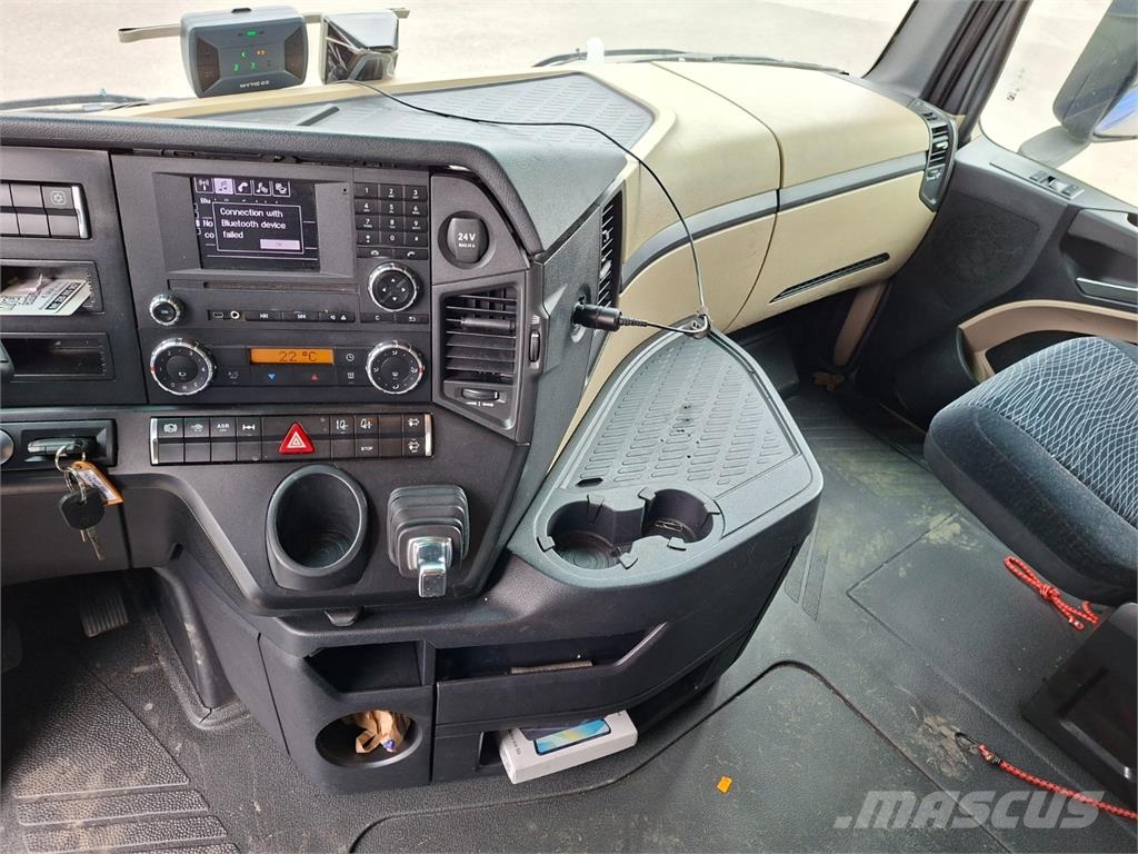 Mercedes-Benz ACTROS 1845 Trekkers