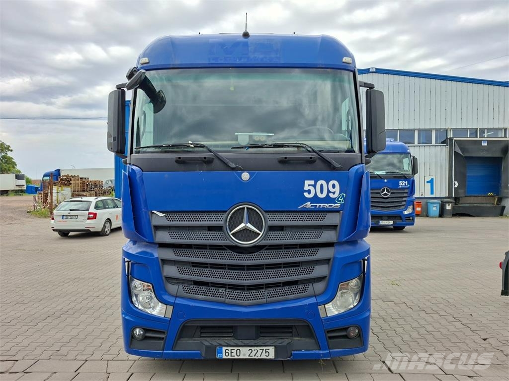 Mercedes-Benz ACTROS 1845 Trekkers