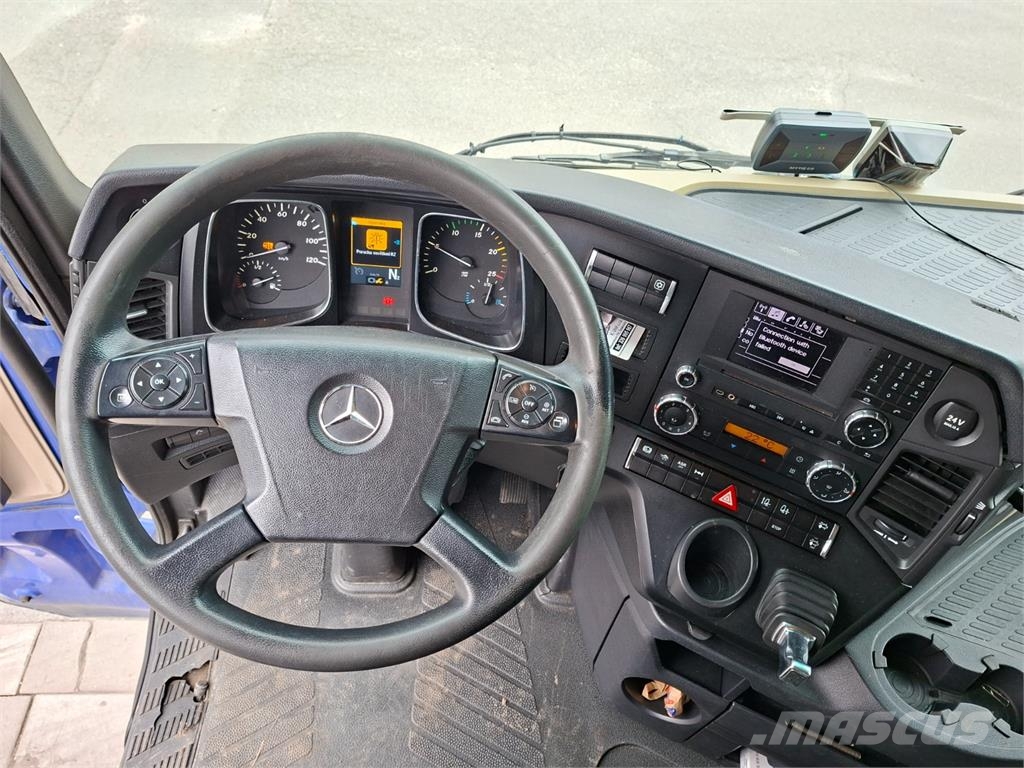 Mercedes-Benz ACTROS 1845 Trekkers