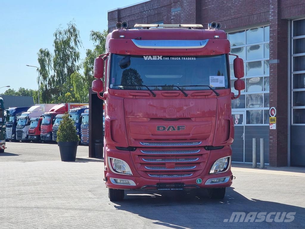 DAF XF 530 SpaceCab 4x2 - Retarder - PTO/Hydraulic - F Tahače