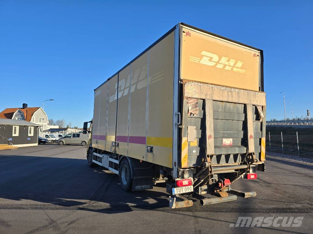 Volvo FM 330 Camiones con caja de remolque