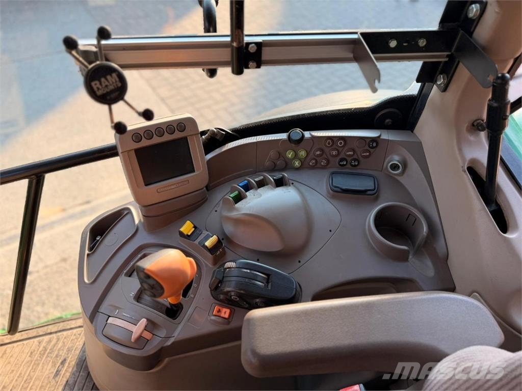 John Deere 6630 Premium *im Kundenauftrag* Muut maatalouskoneet