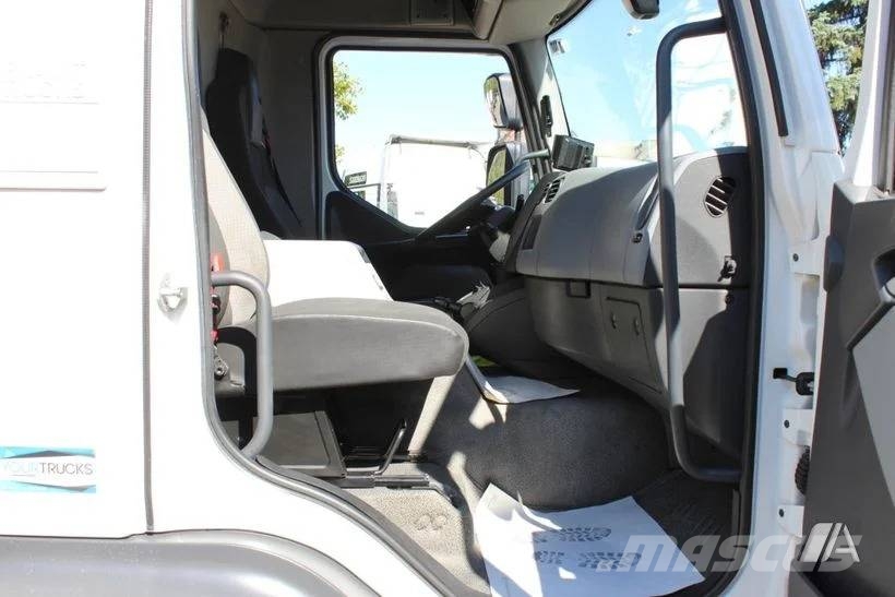 Renault D - 16 T - CS 1250- -060 溫控卡車