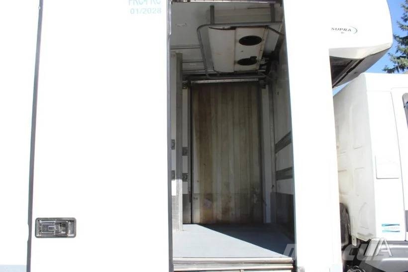 Renault D - 16 T - CS 1250- -060 溫控卡車