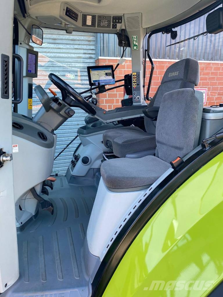 CLAAS Axion 850 Cmatic CIS+ mit GFX 750 und NAV 900 RTK Traktori