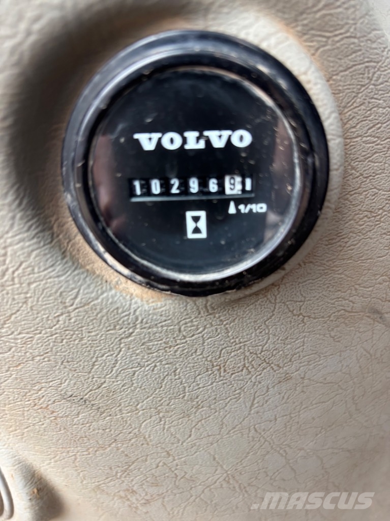 Volvo EWR 150 E - EWR150 - EWR150E - EWR 170 E 140 160 Escavadeiras de rodas