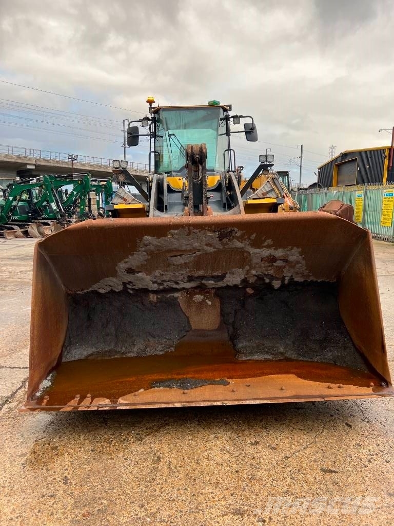 Komatsu WA320PZ-6 Carregadeiras de rodas