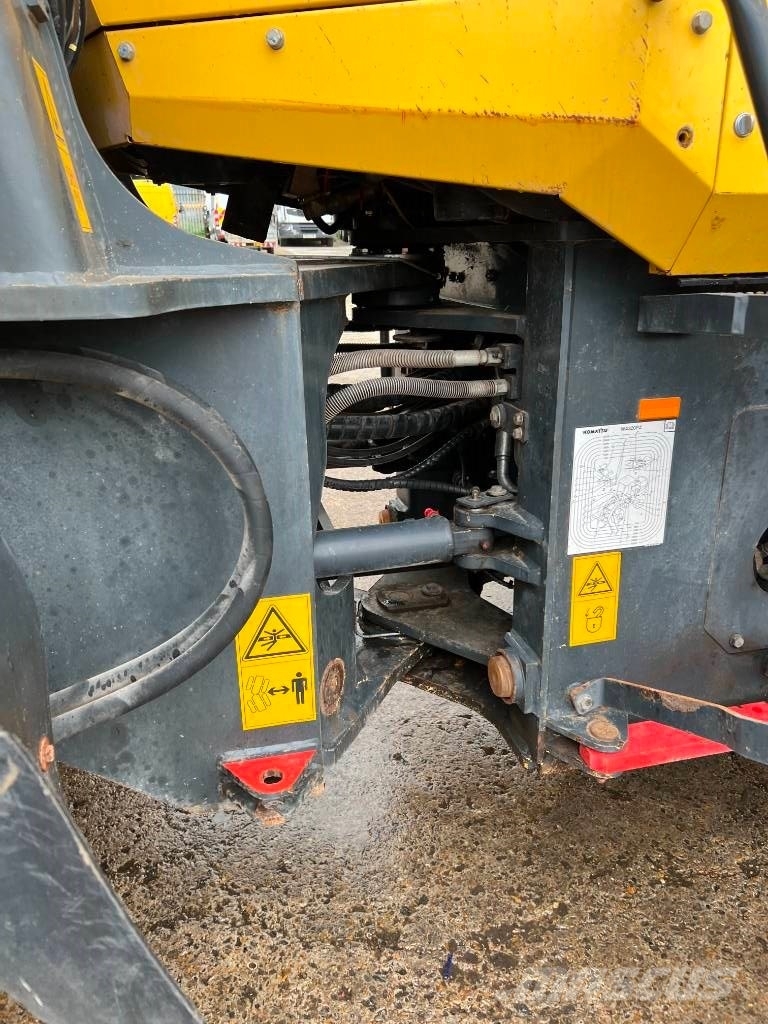 Komatsu WA320PZ-6 Carregadeiras de rodas