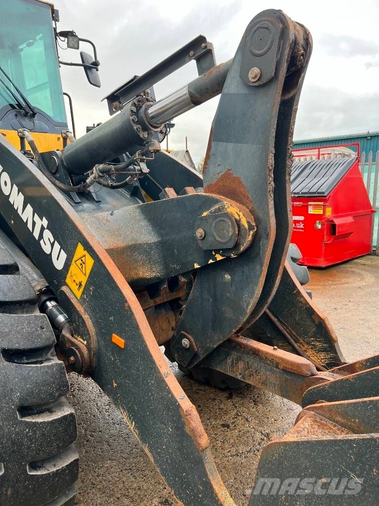Komatsu WA320PZ-6 Carregadeiras de rodas
