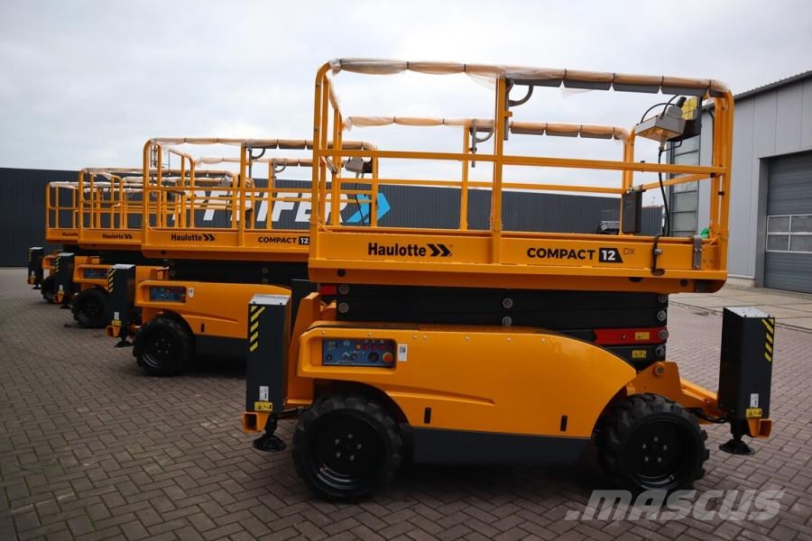 Haulotte Compact 12DX Valid Inspection, Diesel, 4x4 Drive, Šķerveida pacēlāji