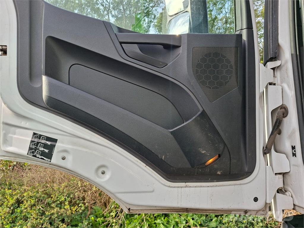 Mercedes-Benz AROCS 2535 6X2 Châssis cabine