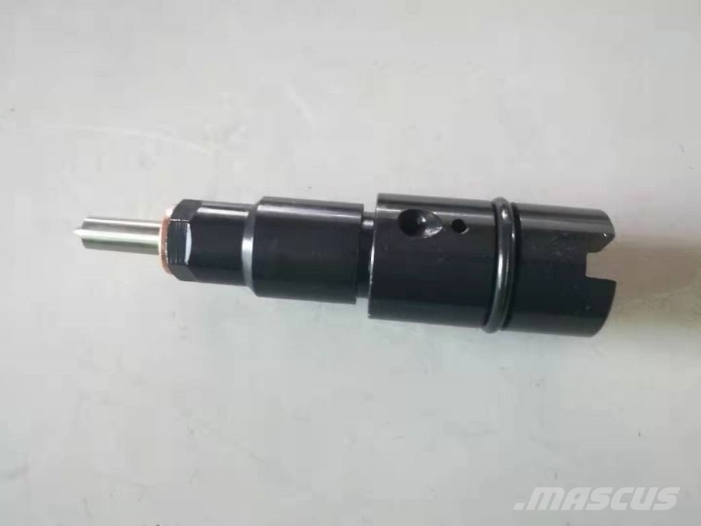 Cummins QSB5.9 engine fuel injector 3939826 3939695 302982 Motorer