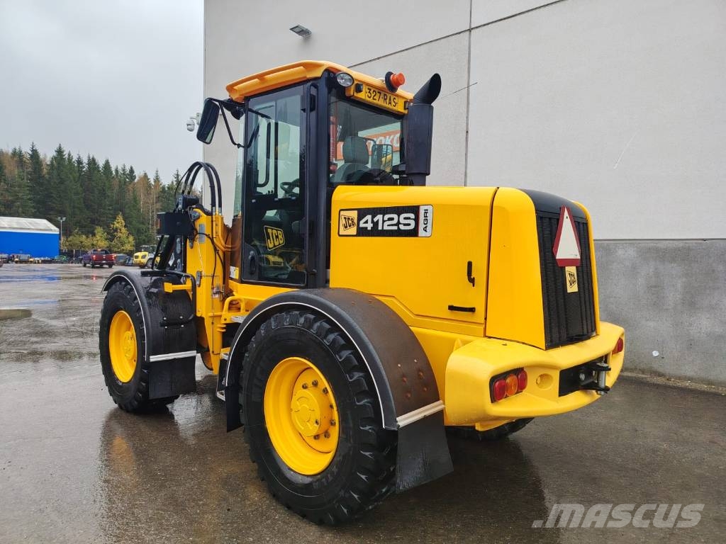 JCB 412 S Agri Pyöräkuormaajat