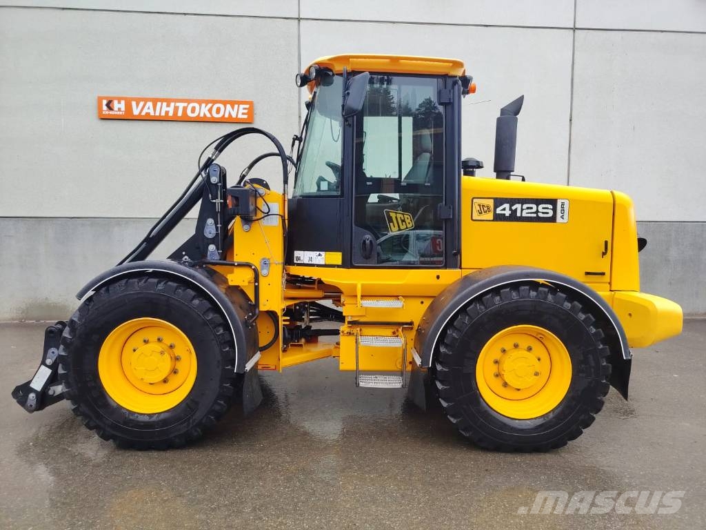 JCB 412 S Agri Pyöräkuormaajat