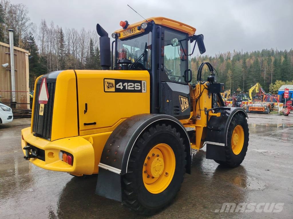 JCB 412 S Agri Pyöräkuormaajat