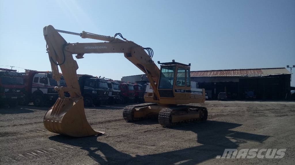 International 640 HD 履带挖掘机