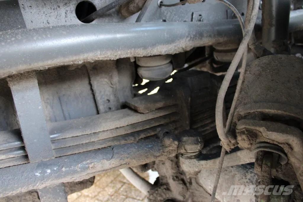 MAN 50 .414 + 8X4 + SPRING SPRING + MANUAL 自卸式货车