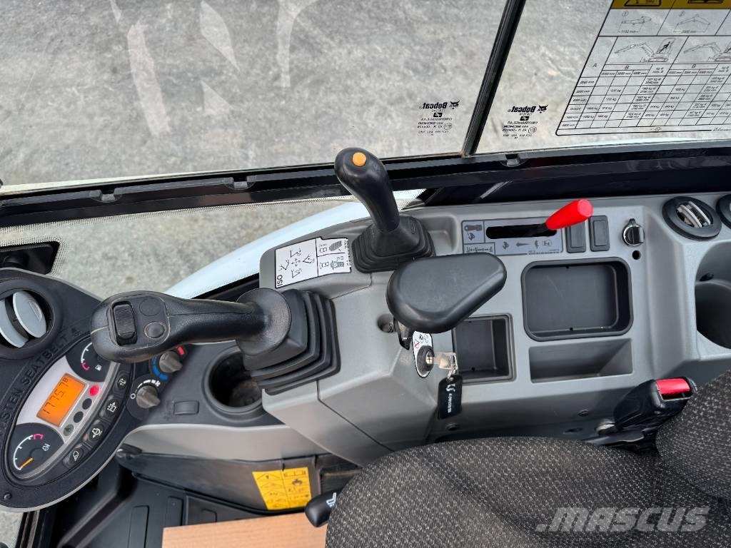 Bobcat E26 KALLISTAJALLA Mini excavators < 7t (Mini diggers)